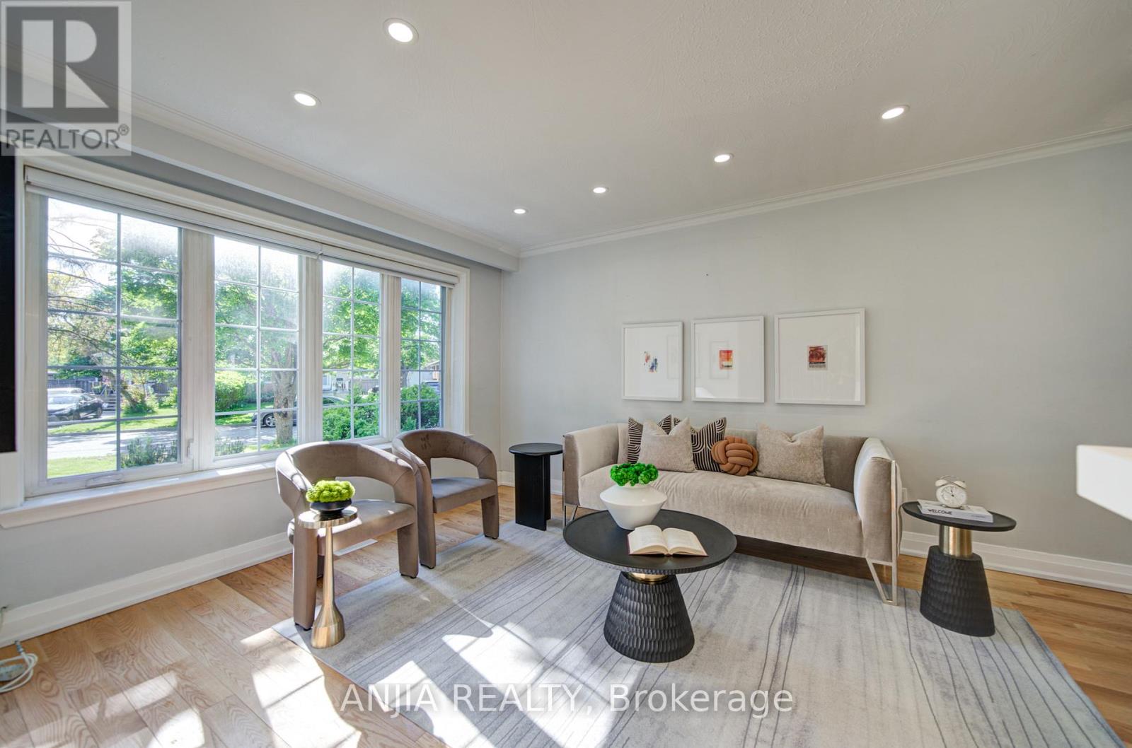 222 ELKA DRIVE - 8
