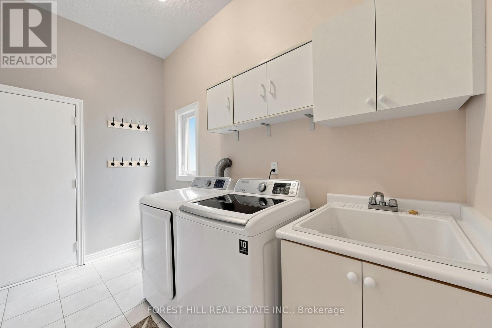 147 SILVER LINDEN DRIVE - 23
