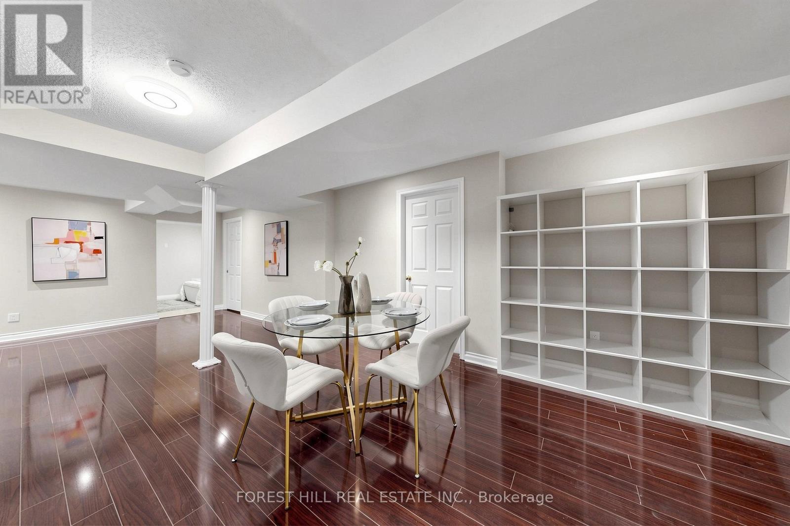 147 SILVER LINDEN DRIVE - 40