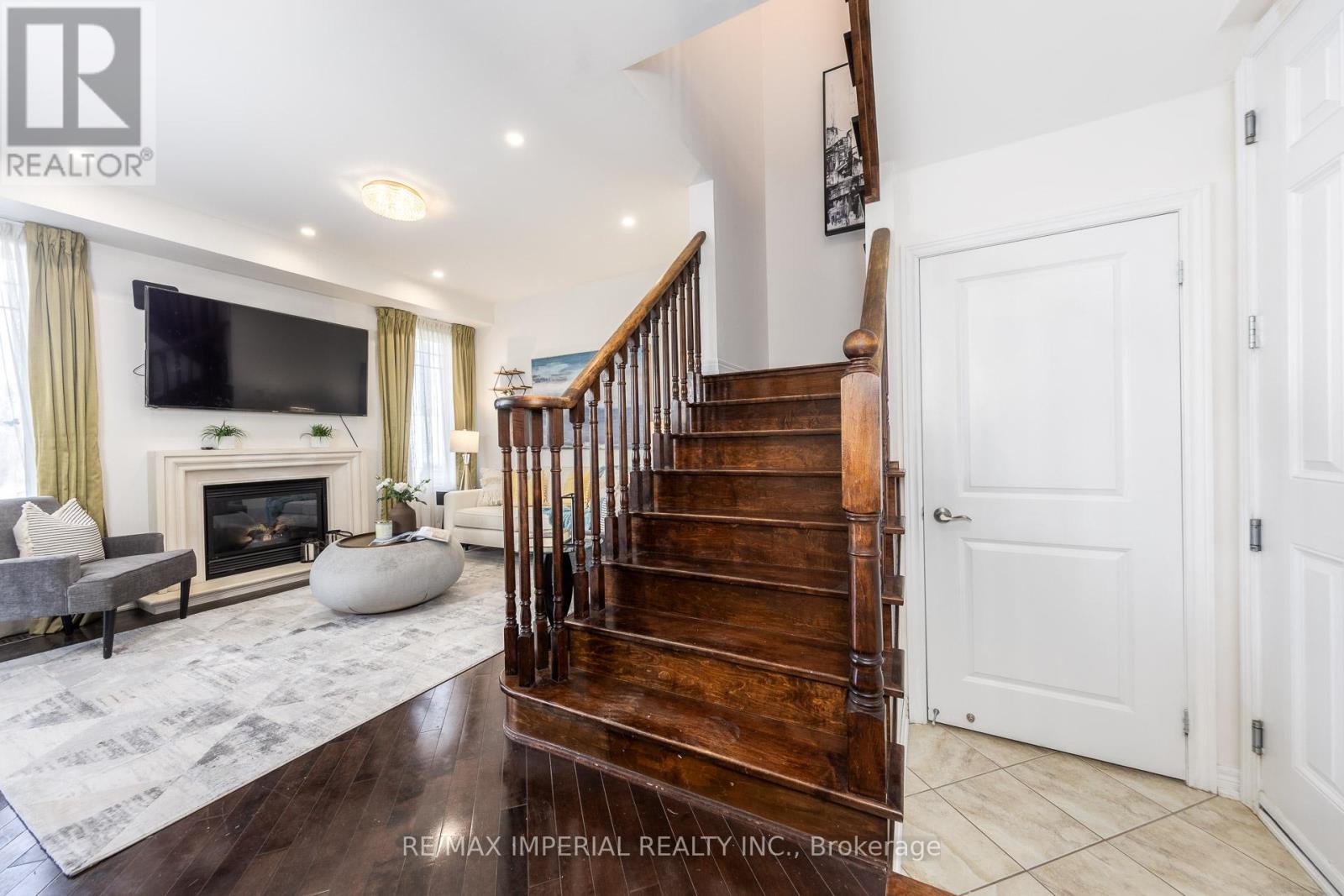 201 SHIRRICK DRIVE - 23