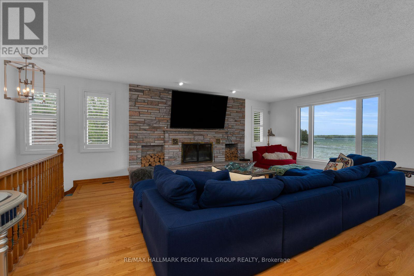 3686 PORTAGE BAY ROAD - 5