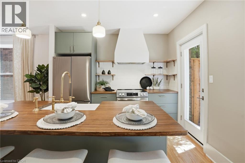 14 CUMBERLAND Avenue - 16