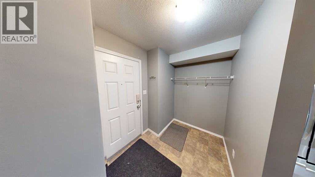 4105, 7201 Poplar Drive