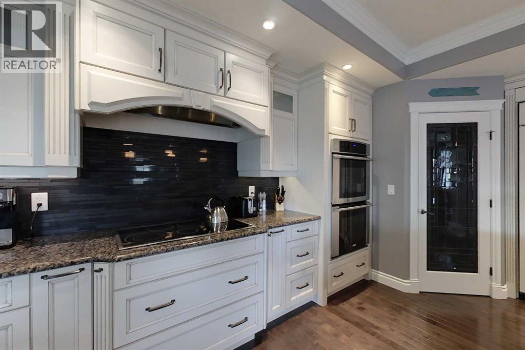 701 9 Street SE — photo 11
