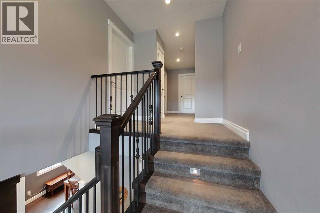 701 9 Street SE — photo 15