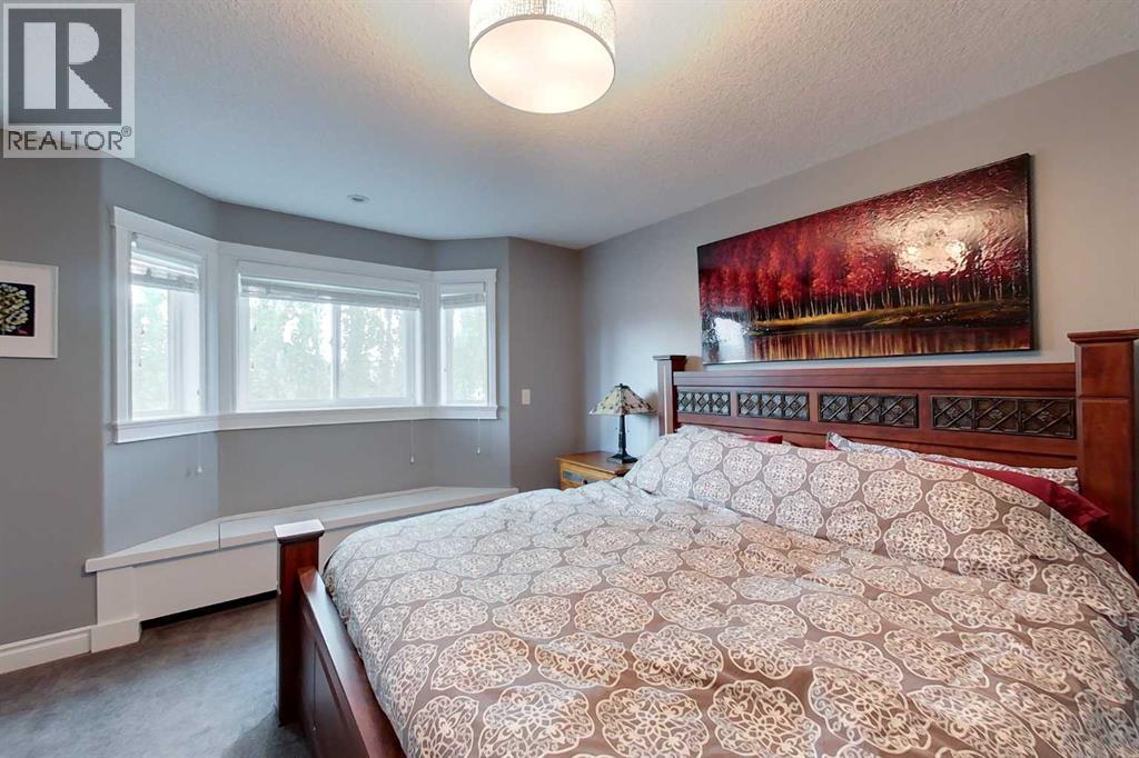 701 9 Street SE — photo 20