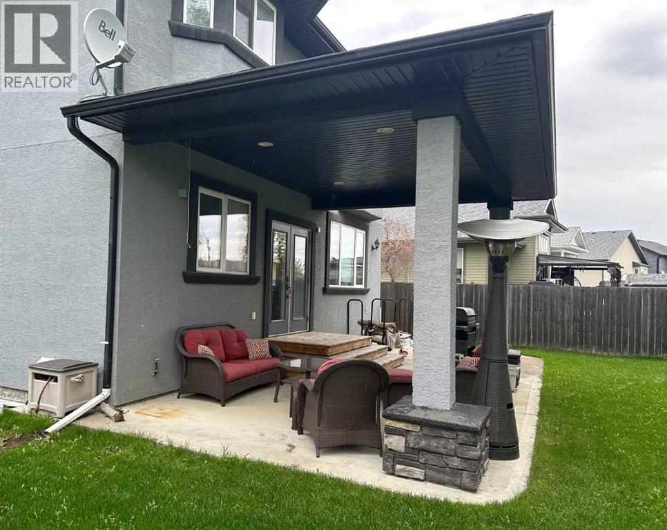 701 9 Street SE — photo 37