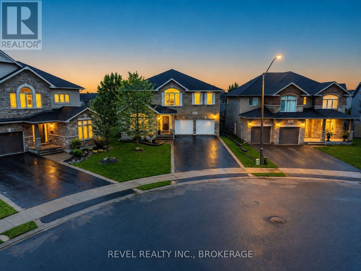1557 PROVIDENCE CRESCENT - Image 2