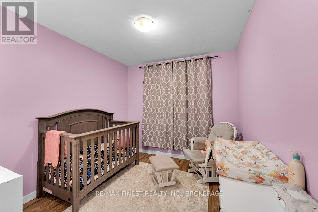 #14 30 ADDINGTON STREET - 24