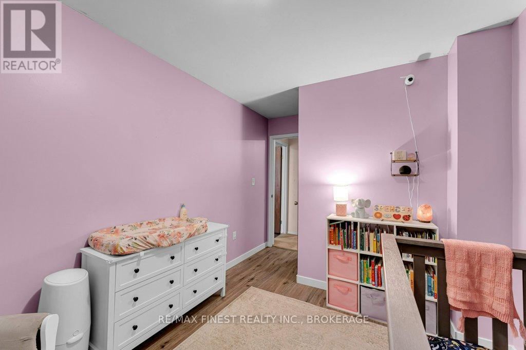 #14 30 ADDINGTON STREET - 25