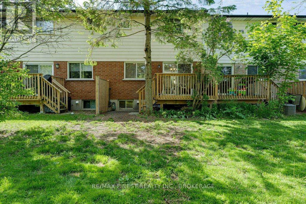 #14 30 ADDINGTON STREET - 32