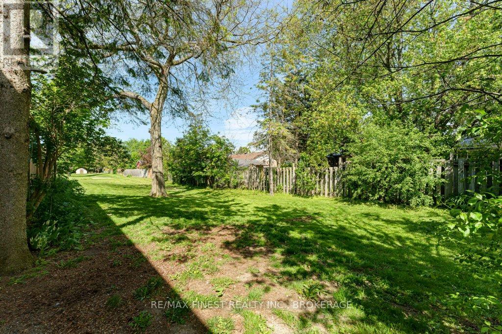 #14 30 ADDINGTON STREET - 34