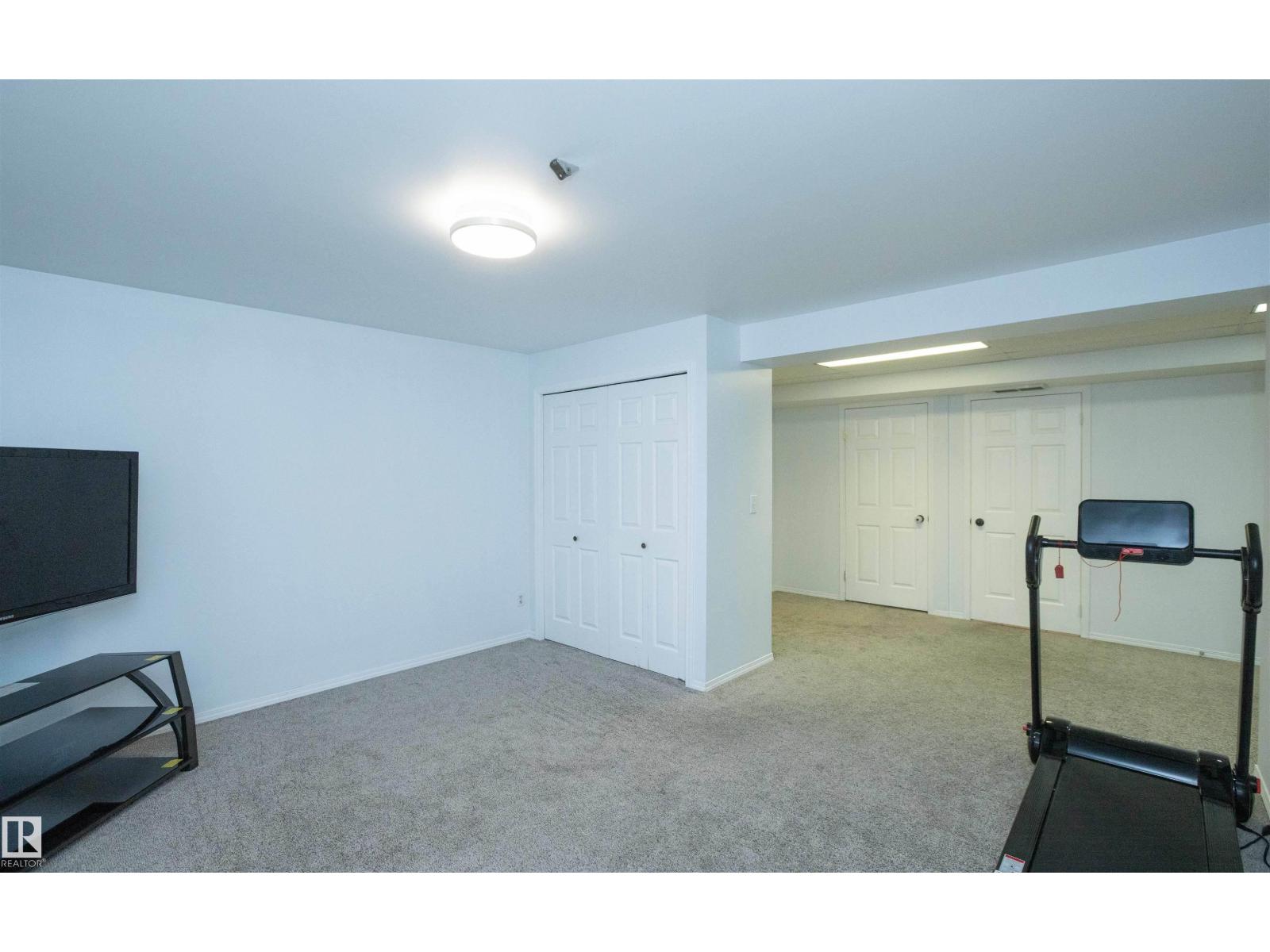 10739 109 AV — photo 75