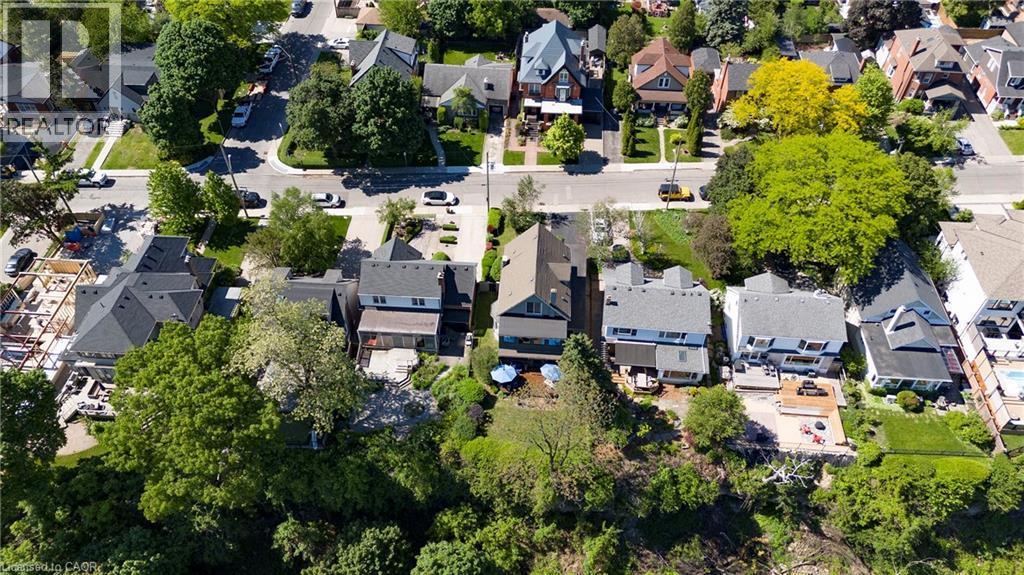 47 MOUNTAIN PARK Avenue - 47