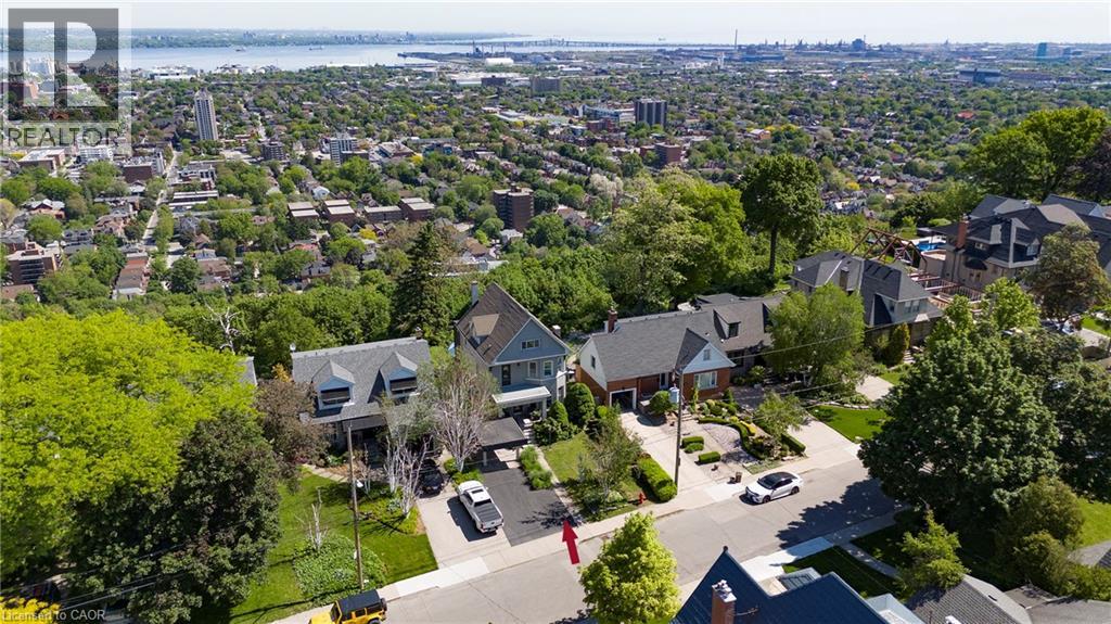 47 MOUNTAIN PARK Avenue - 43