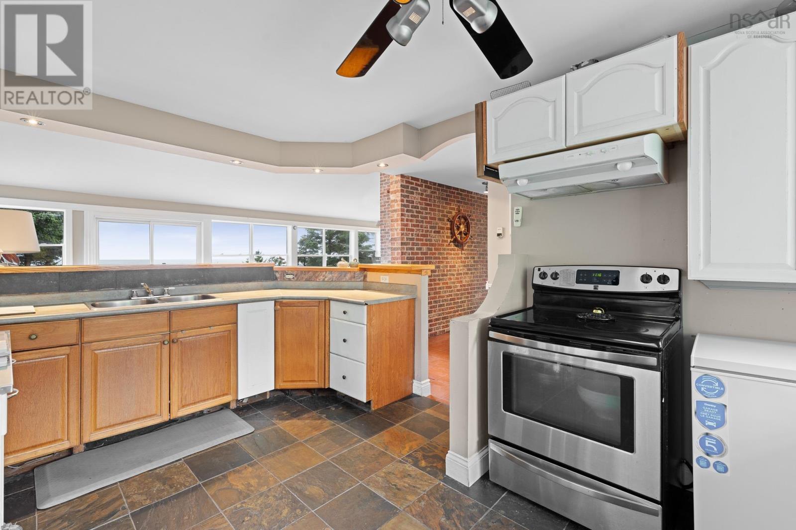 634 Ketch Harbour Road - 18