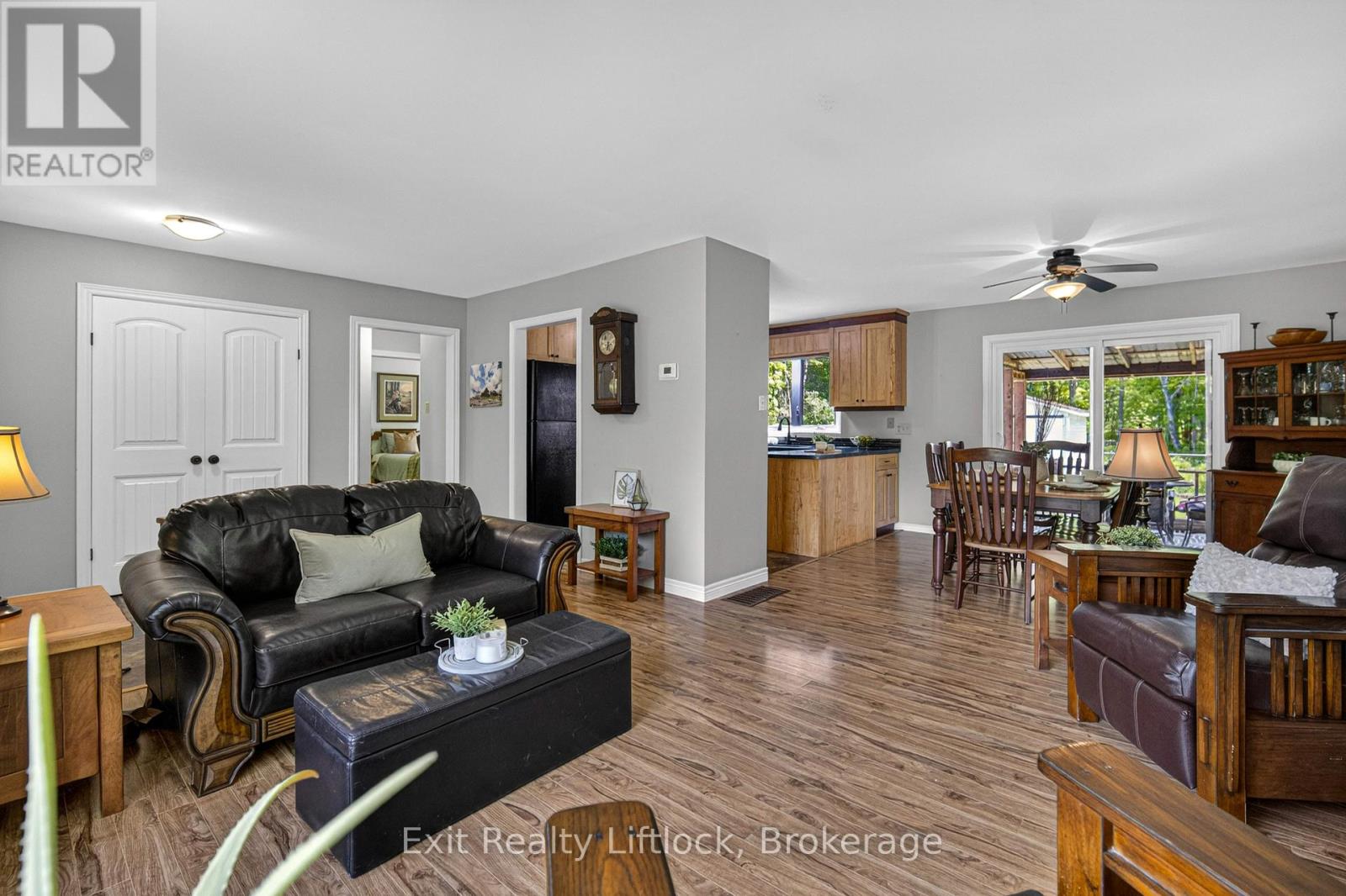 645 BIRCHVIEW ROAD S - 13