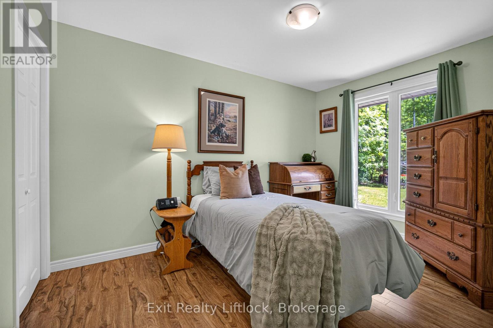 645 BIRCHVIEW ROAD S - 22