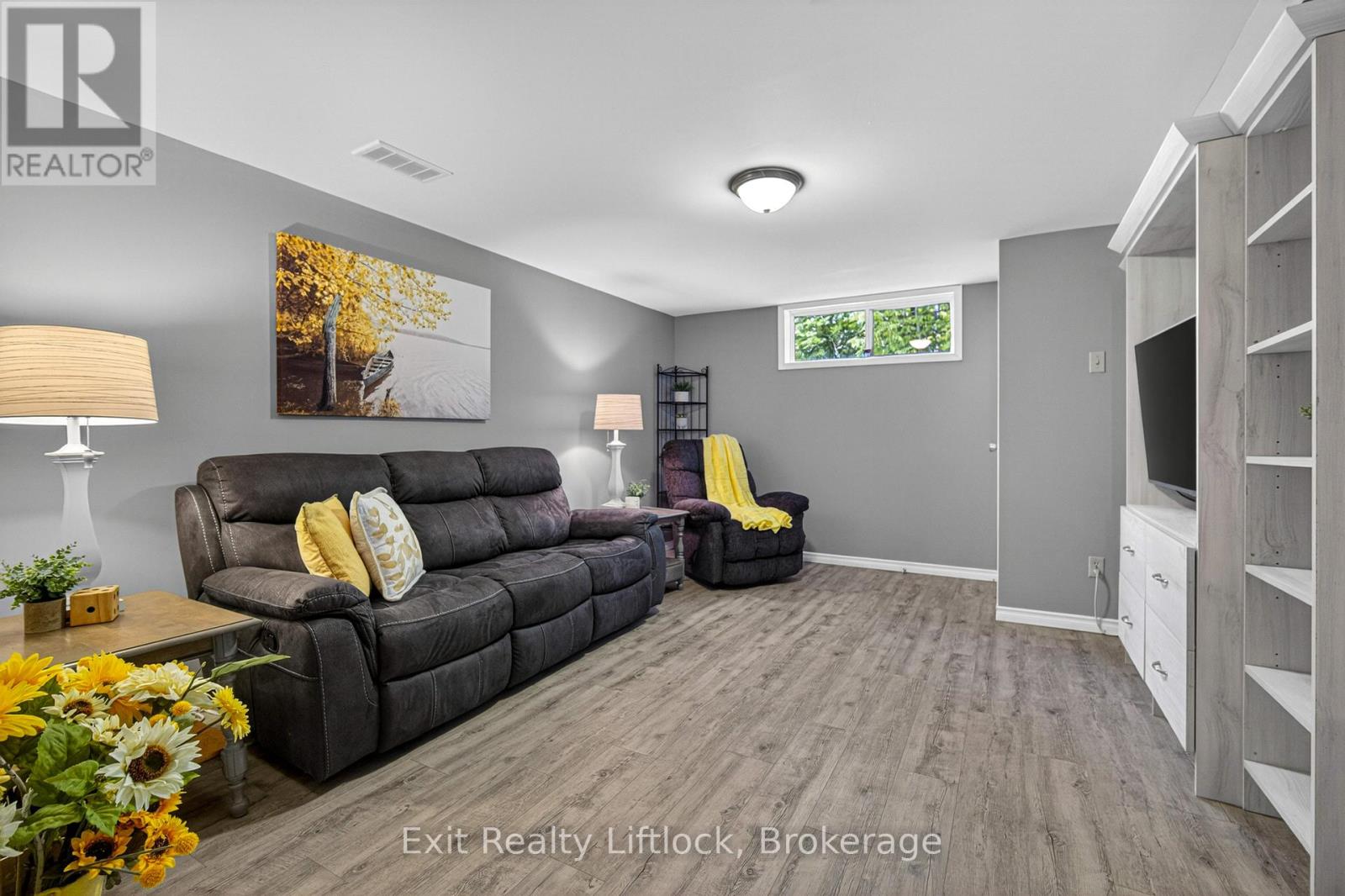 645 BIRCHVIEW ROAD S - 24