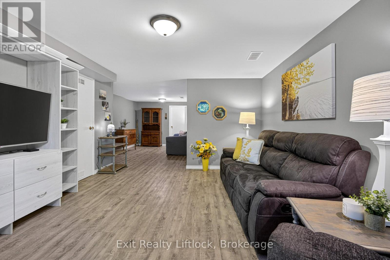 645 BIRCHVIEW ROAD S - 25