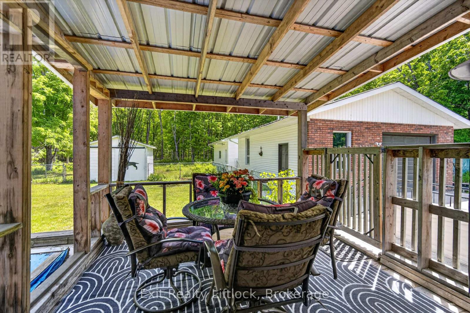 645 BIRCHVIEW ROAD S - 29