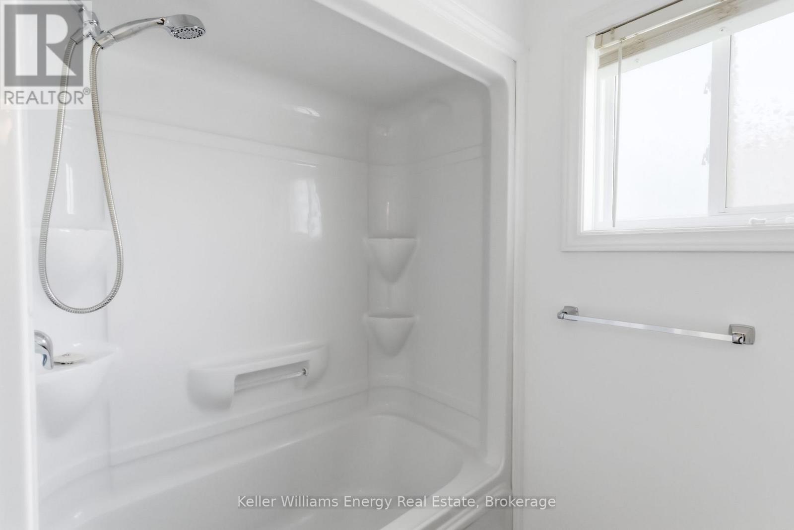 170 NICHOLAS STREET - 20