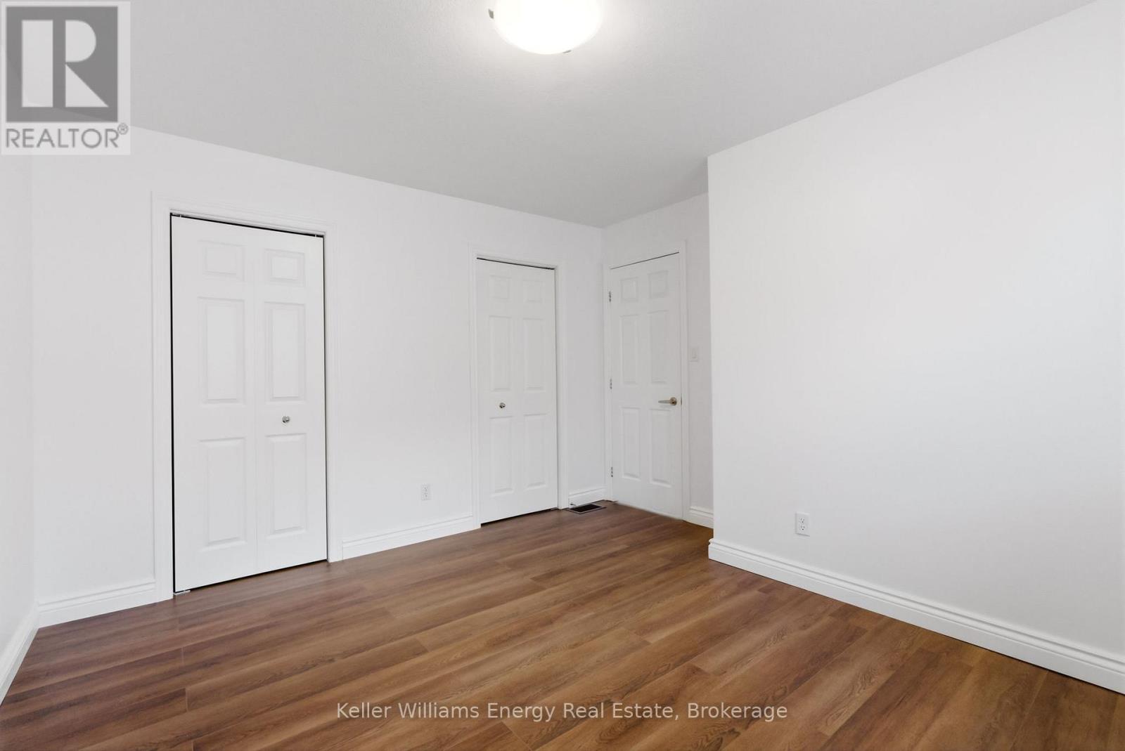 170 NICHOLAS STREET - 22