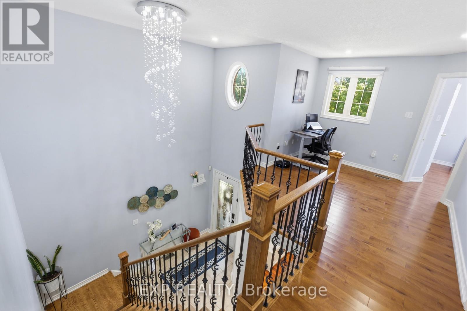 194 SOUTHBROOK DRIVE