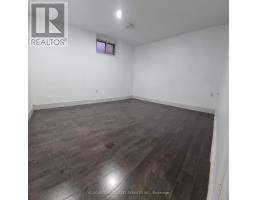 117 Firgrove Crescent, Toronto, ON M3N1K5 Photo 8