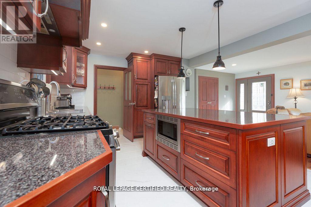 12 KEVINWOOD DRIVE - 13