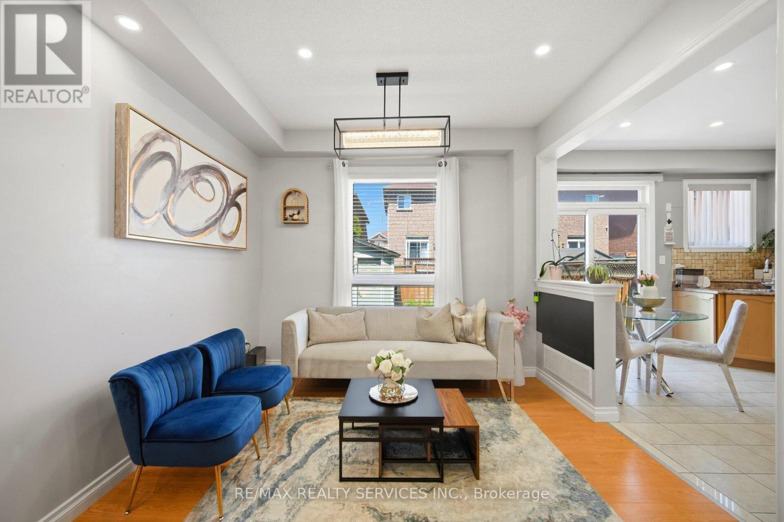 32 ASHDALE ROAD - 10