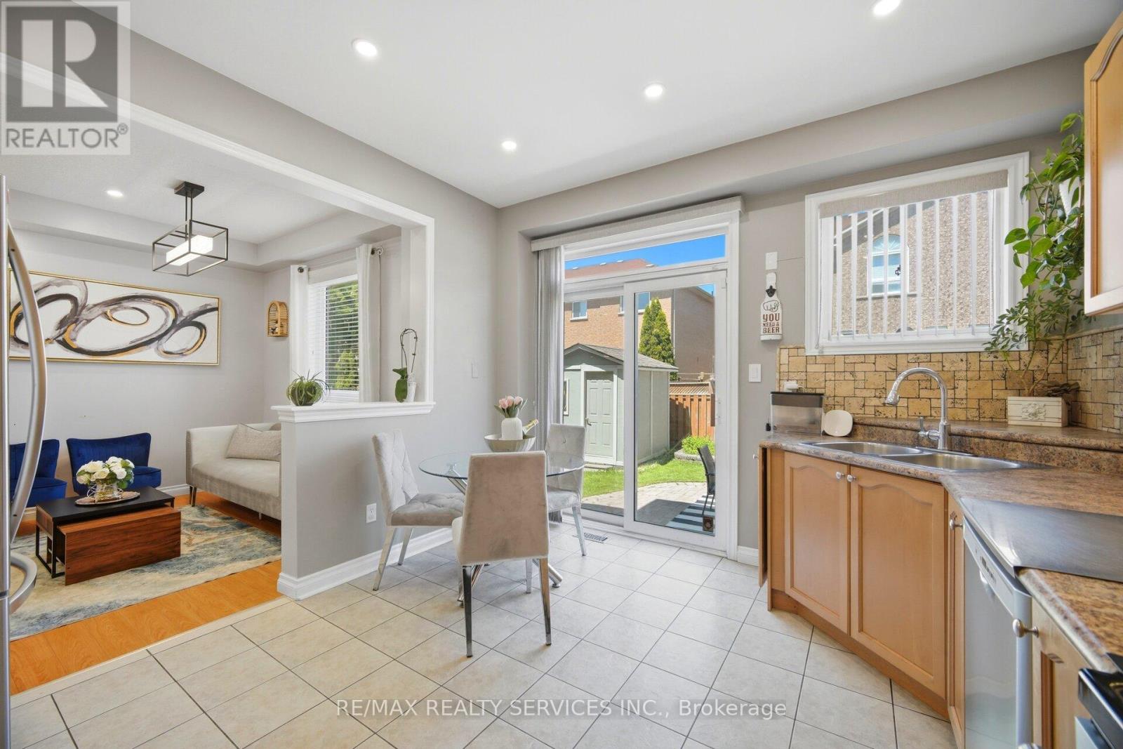 32 ASHDALE ROAD - 14