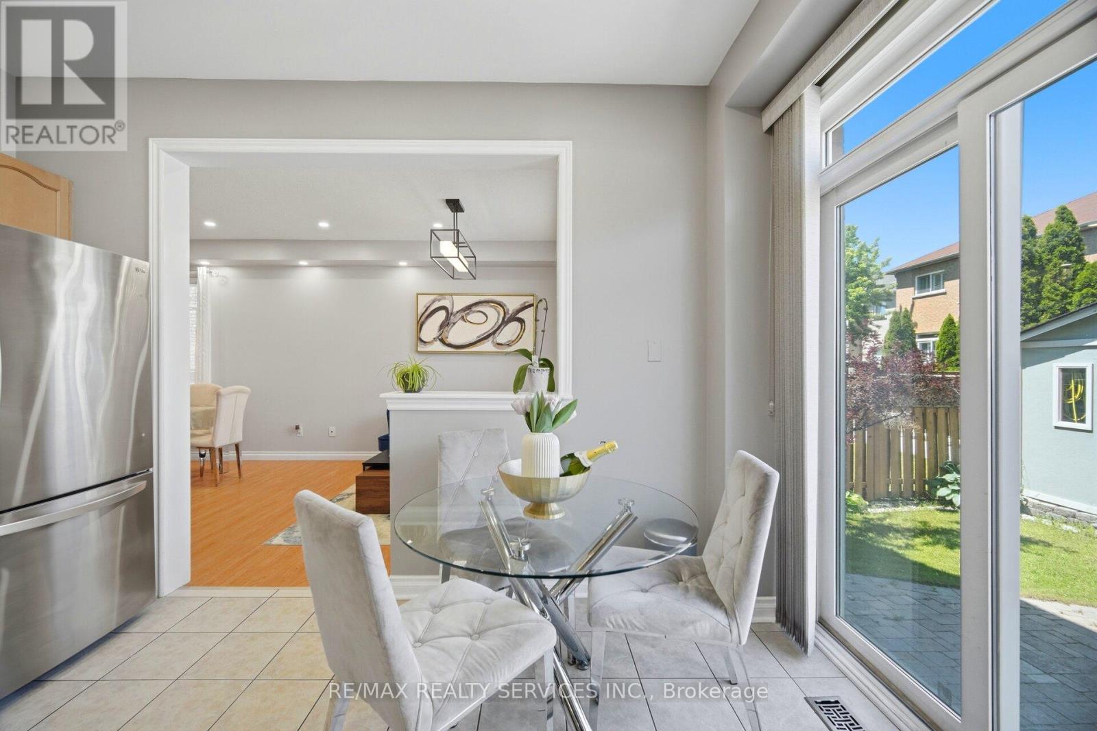 32 ASHDALE ROAD - 16
