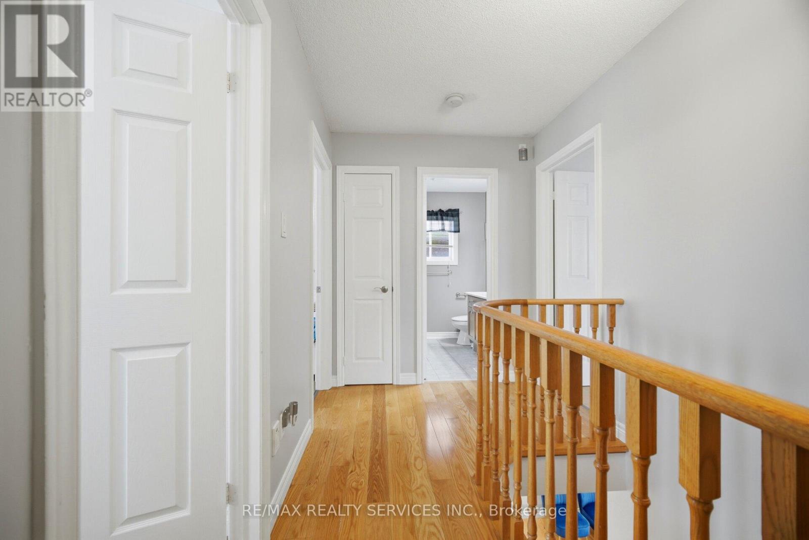 32 ASHDALE ROAD - 19