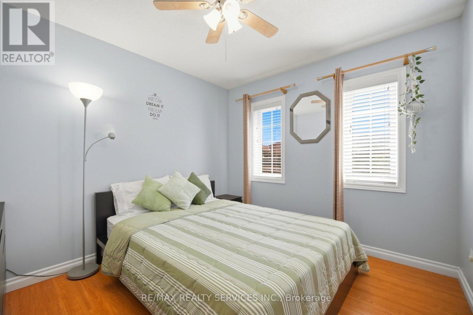 32 ASHDALE ROAD - 25