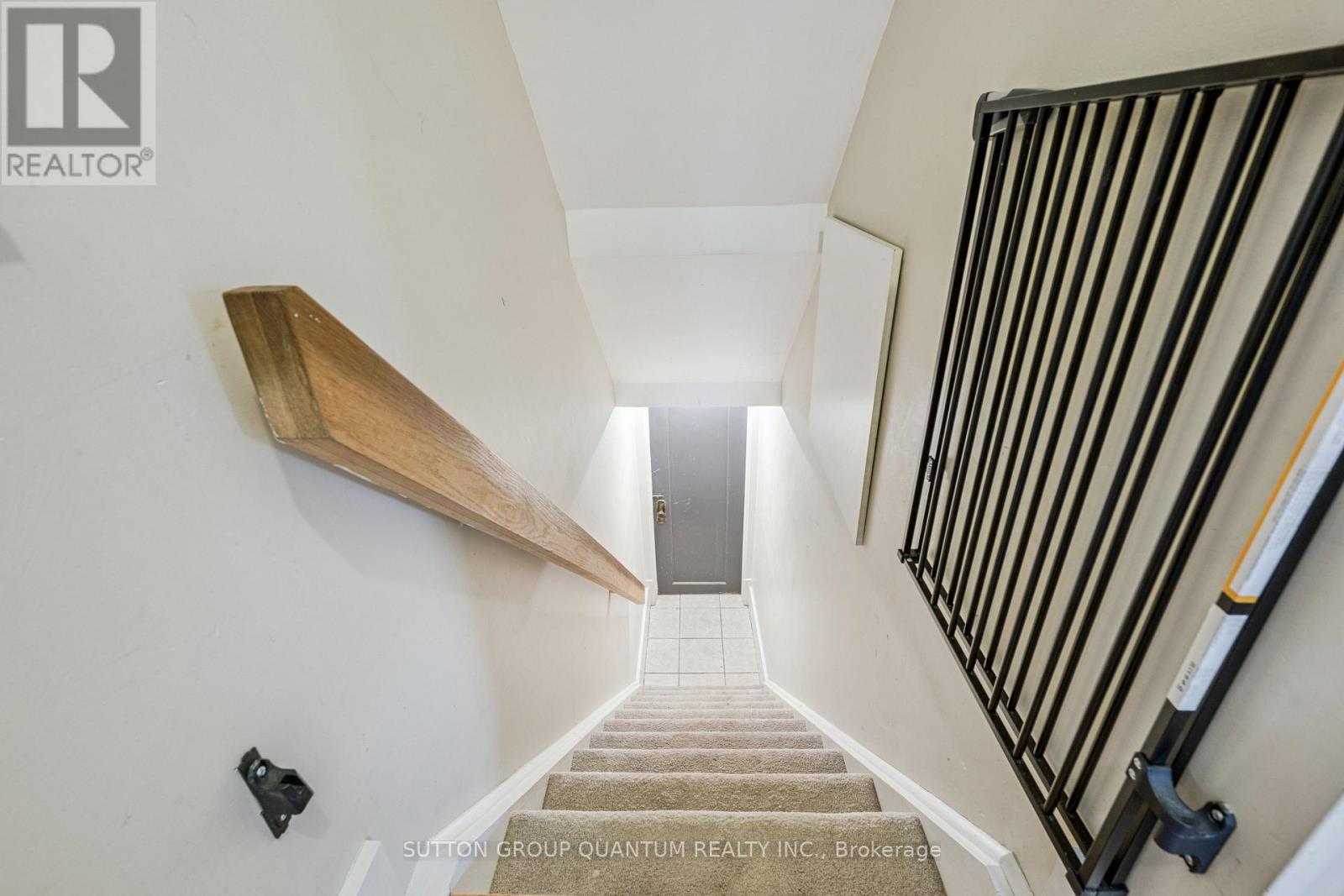 2085 EMERALD CRESCENT - 29