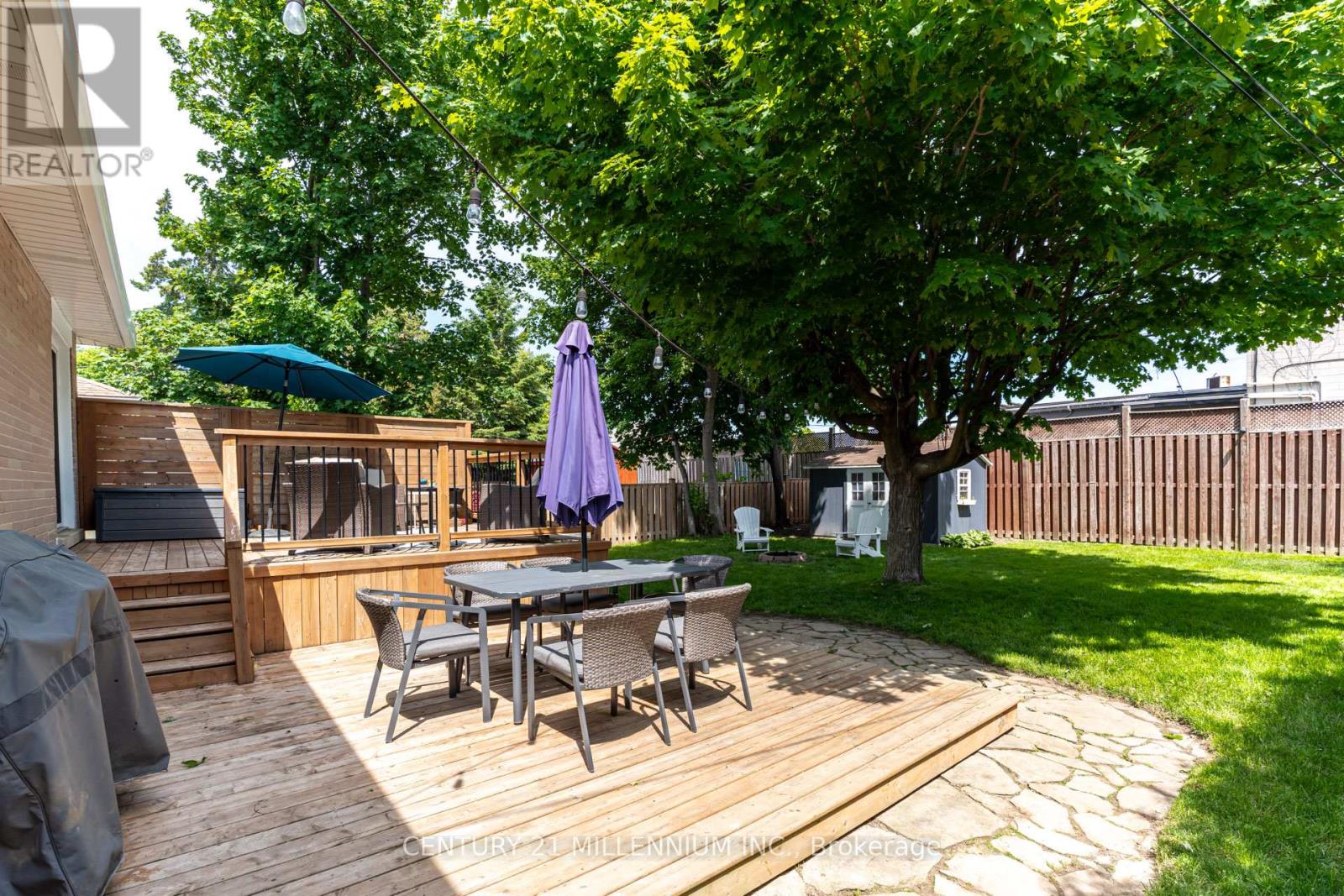 9 PRINCE CHARLES DRIVE - 18