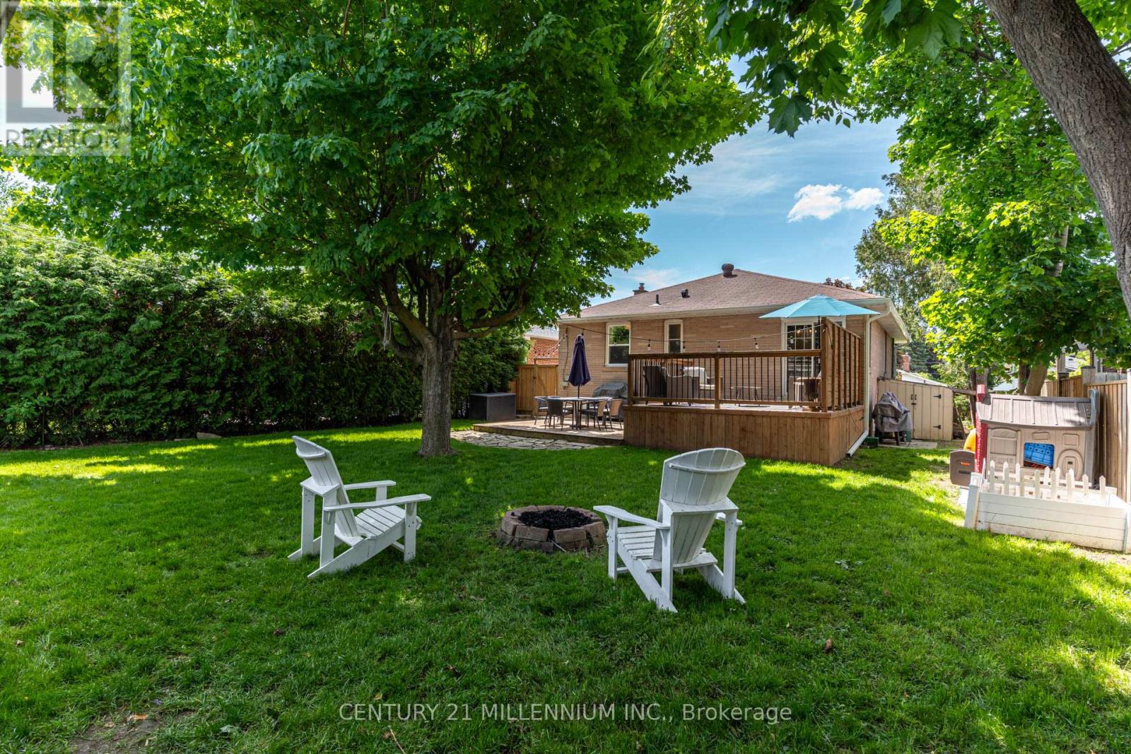 9 PRINCE CHARLES DRIVE - 20