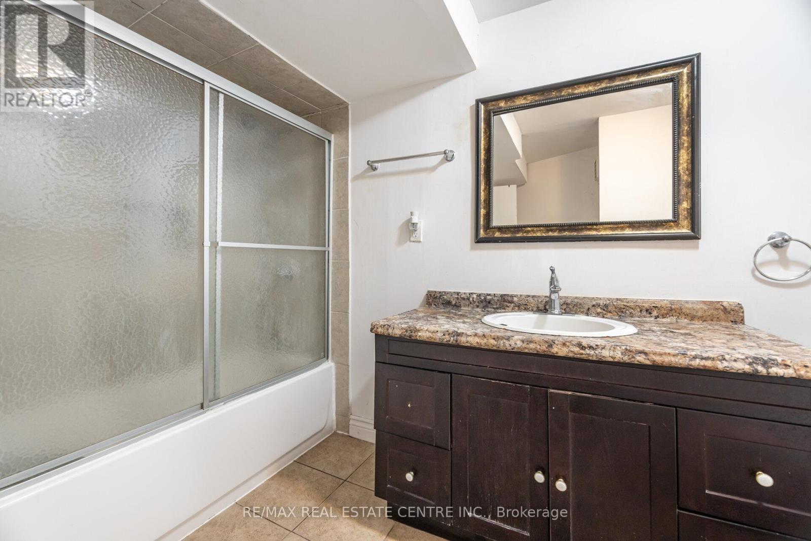 44 ABELARD AVENUE - 45