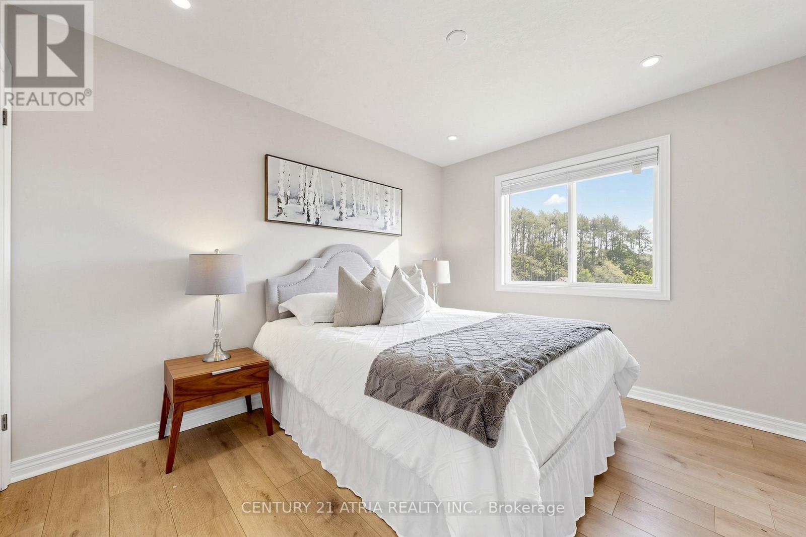 11 JEFFERY DRIVE - 35