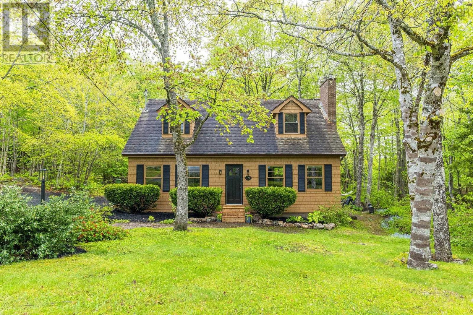 Property 3 of 49 of 171 Mallard Drive
