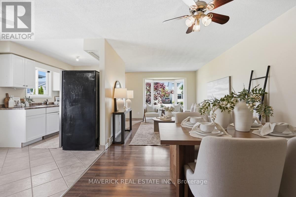 315 SIMPSON CRESCENT - 19