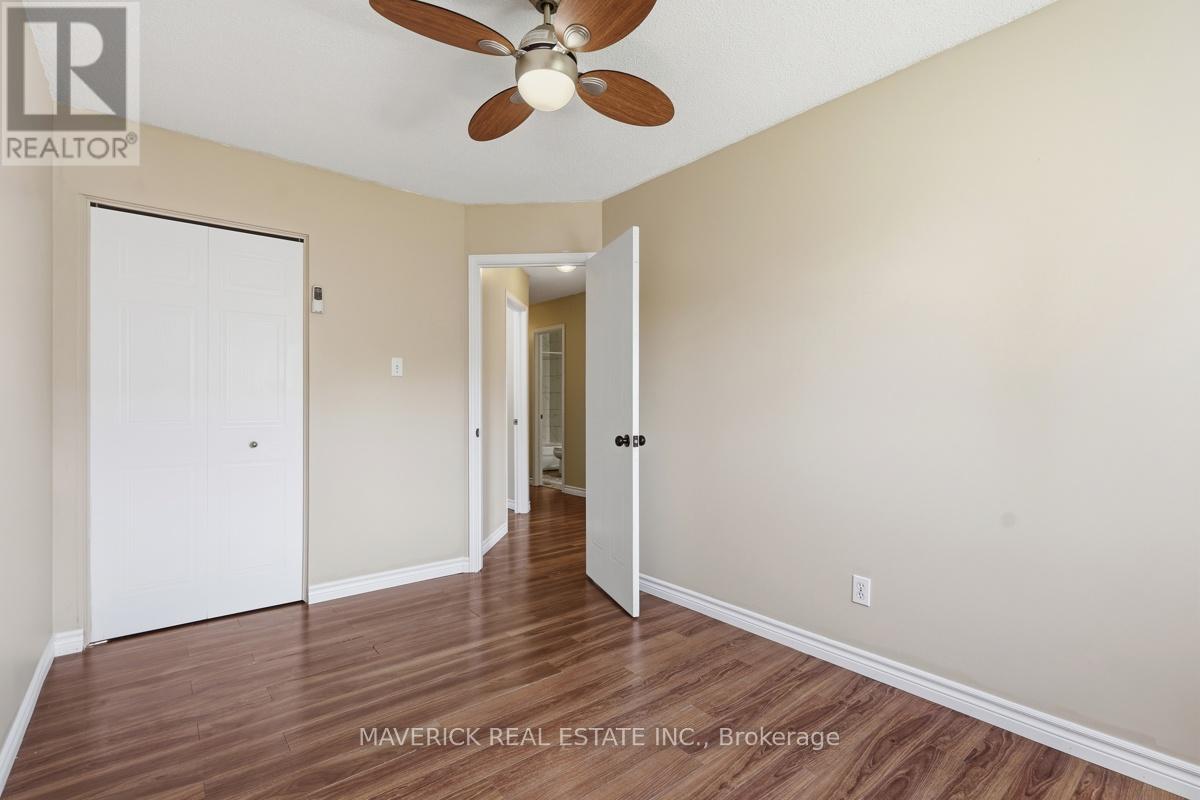315 SIMPSON CRESCENT - 27