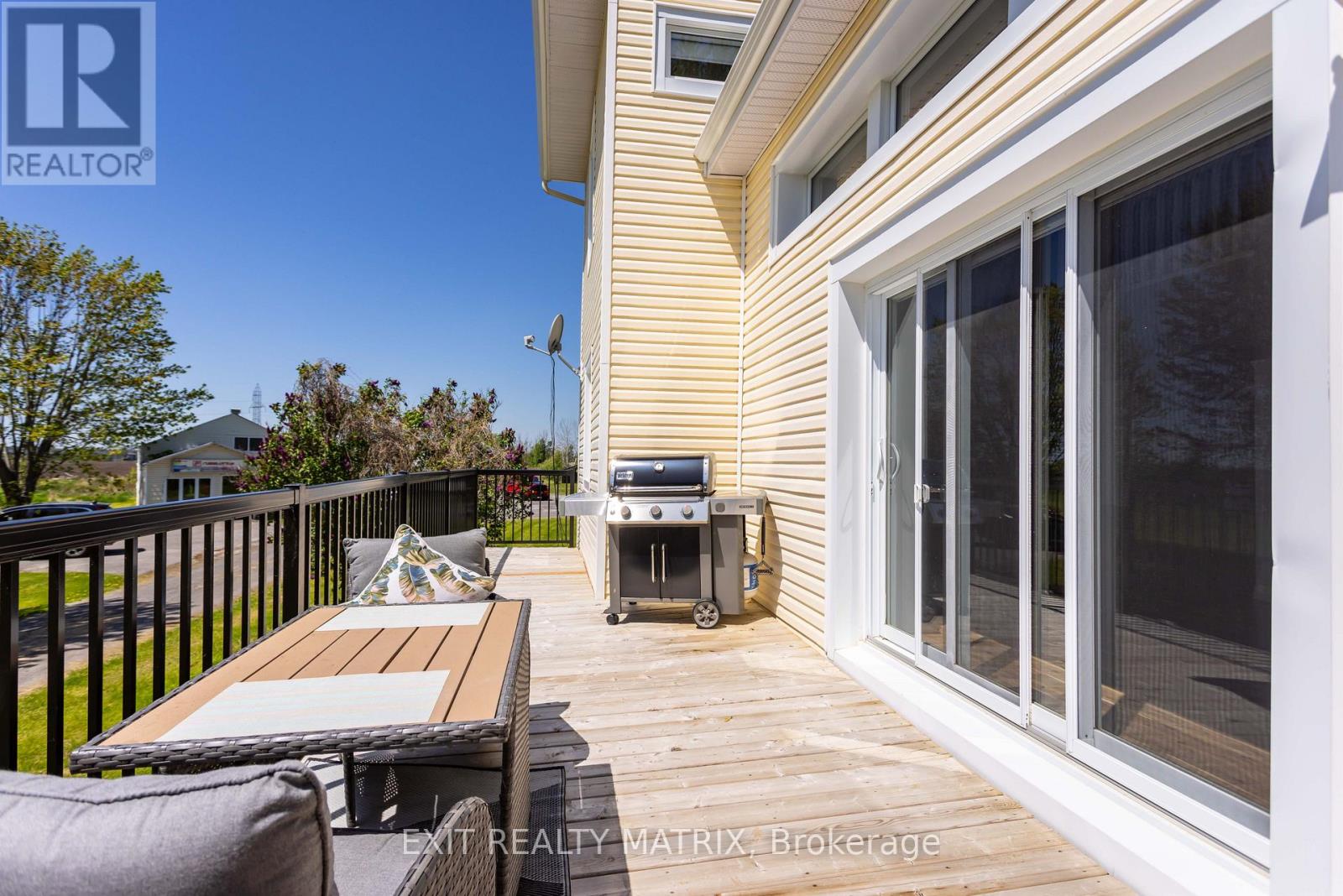 912 EADIE ROAD - 36