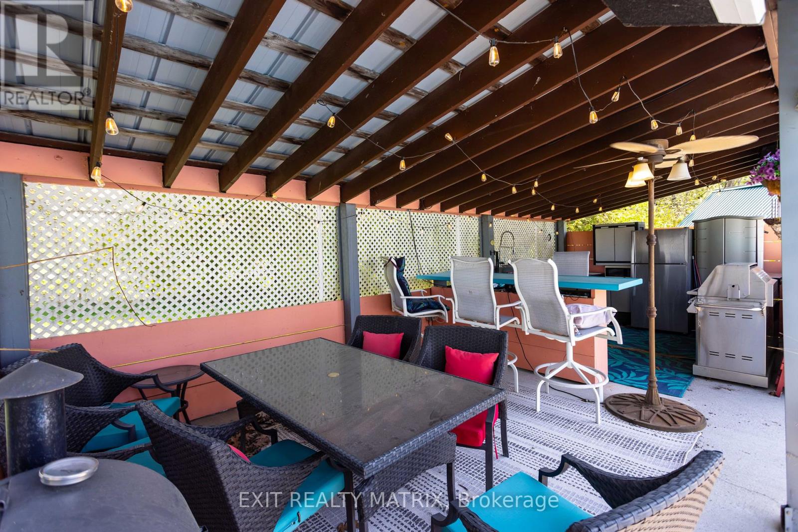 912 EADIE ROAD - 40
