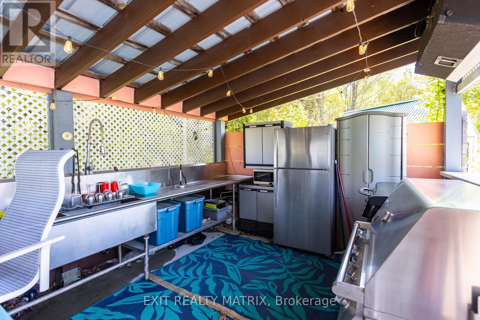 912 EADIE ROAD - 41