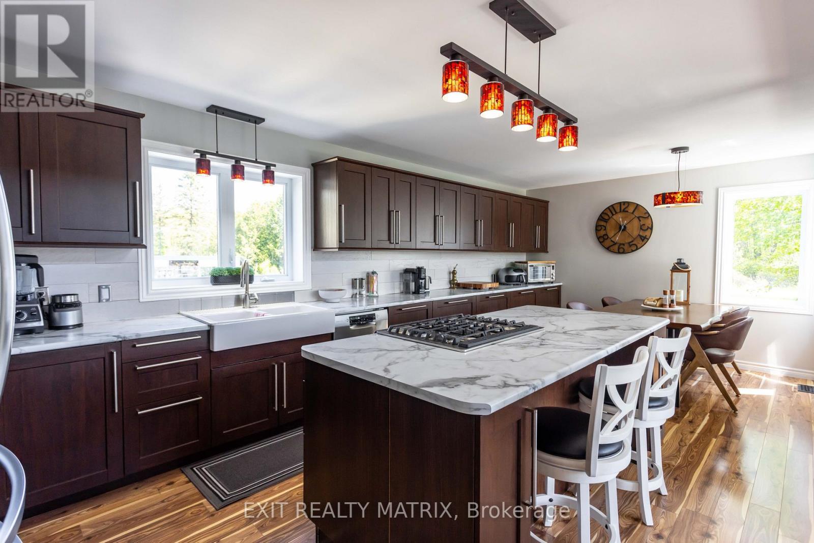 912 EADIE ROAD - 8