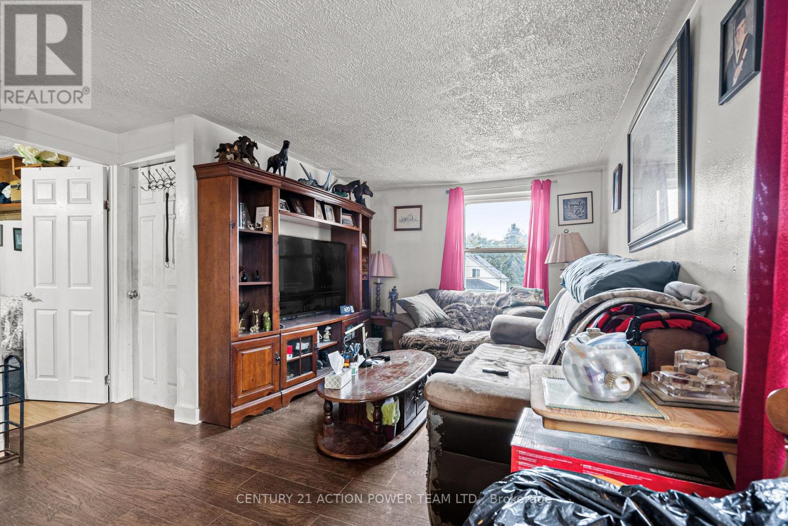 331 7TH STREET E - Image 11