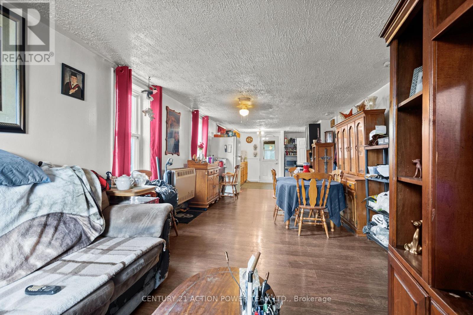 331 7TH STREET E - Image 12