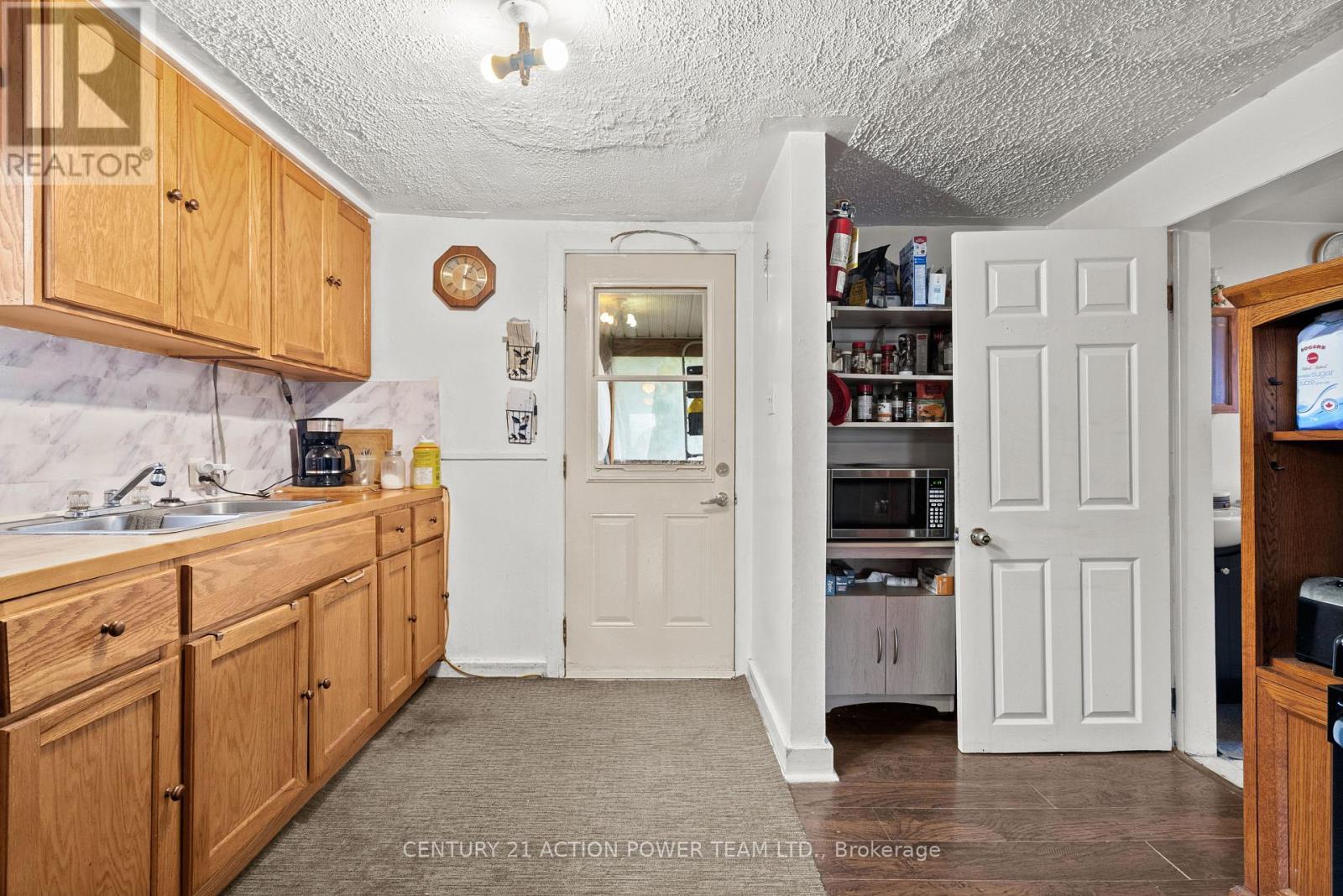 331 7TH STREET E - 5